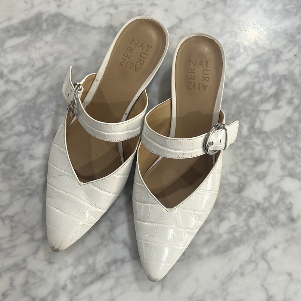 Naturalizer slip ons